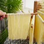 Pasta Drying Rack with 16 Suspension Rods Wooden Collapsible Spaghetti Dryer Stand Kitchen Accessories Pasta Cooking Tools